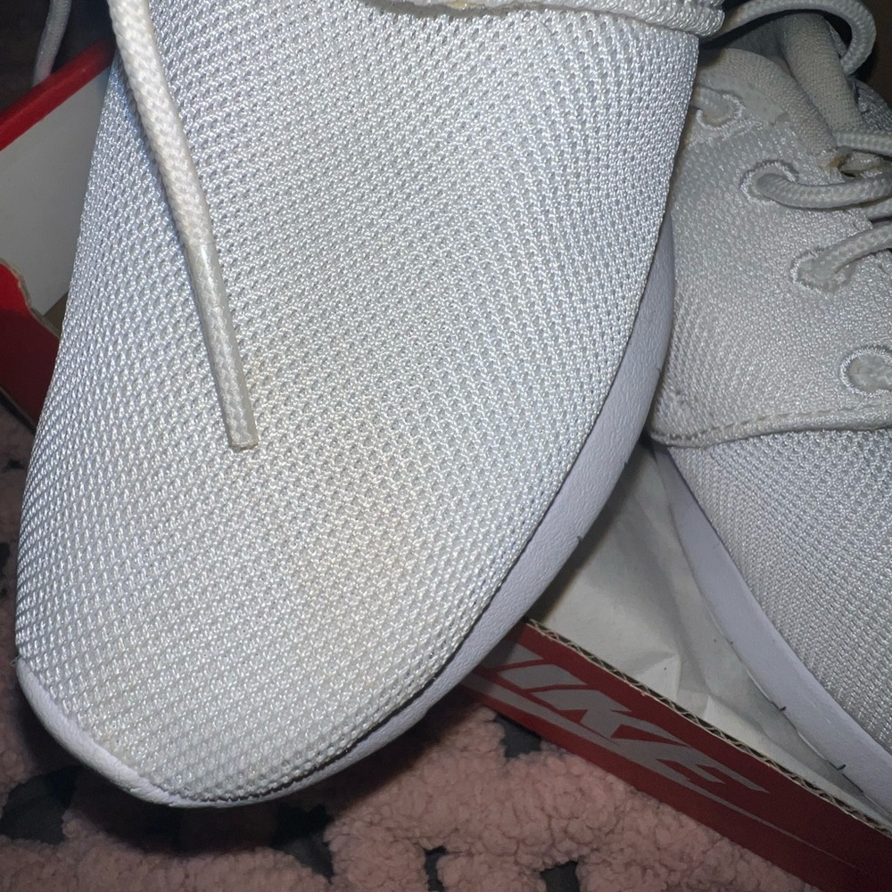 Nike Sneakers - Picture 3 of 4